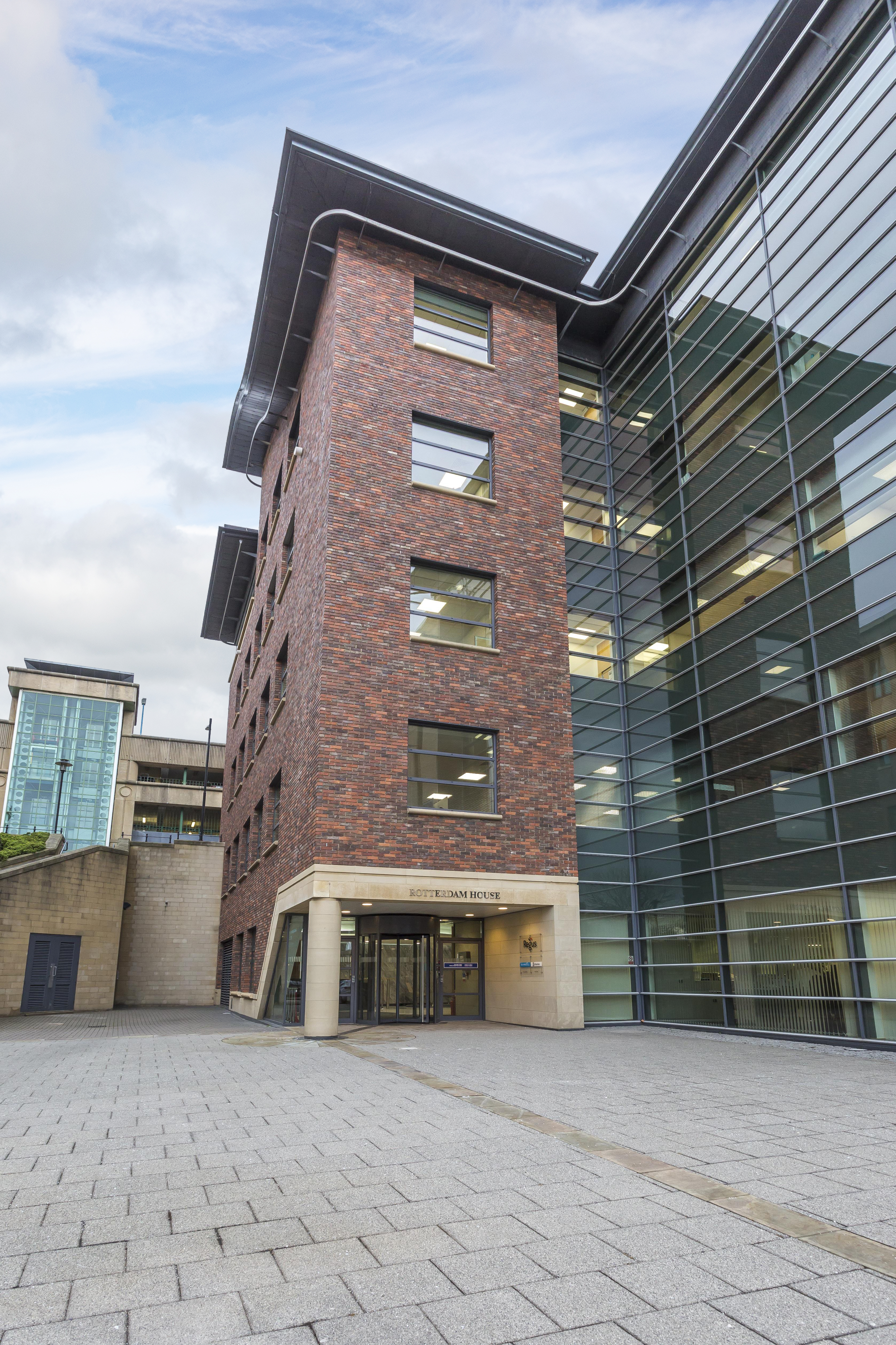 Newcastle Quayside – coworking space with Day Pass in Newcastle