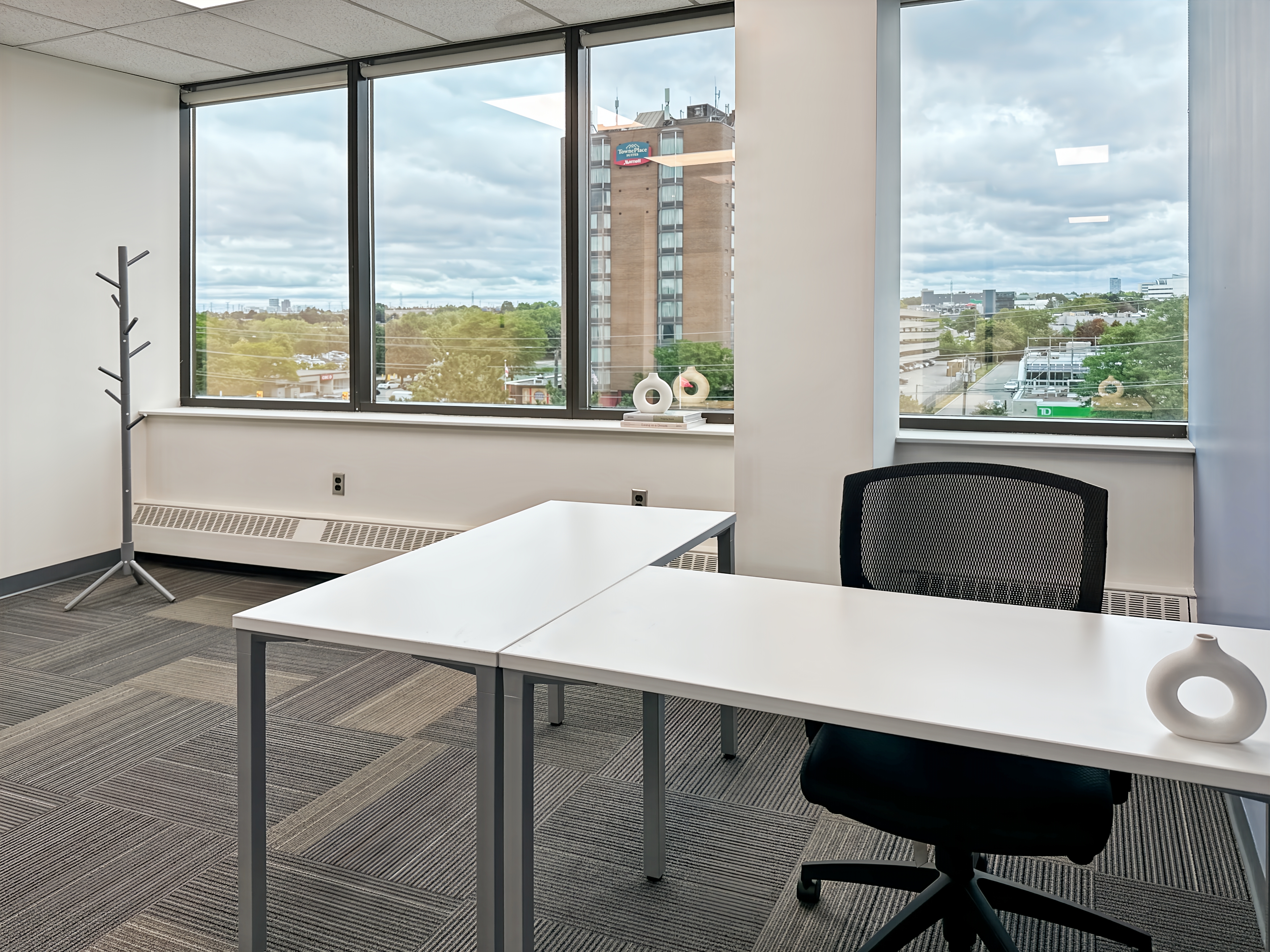 Open Desk for 1 at HQ | ON, Markham - Woodbine Ave | LiquidSpace