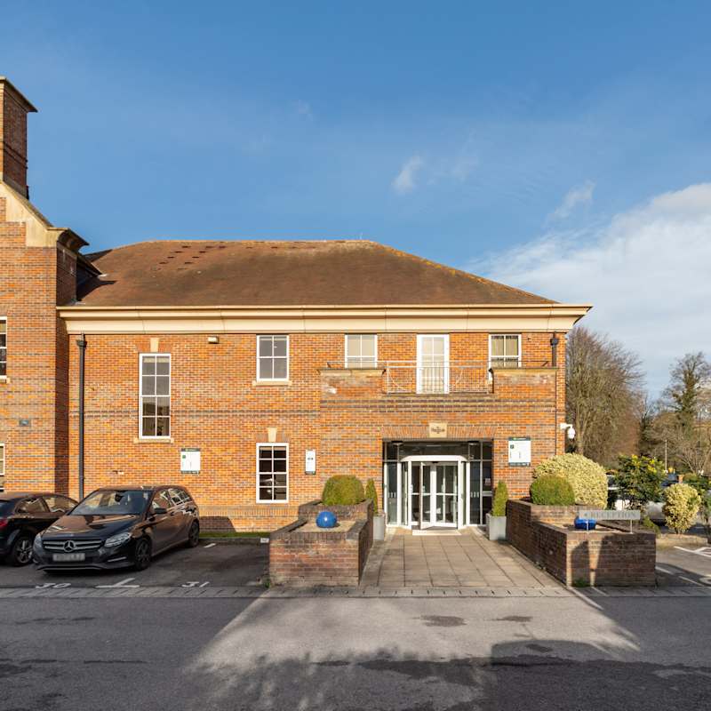 The Broadway,St Mary's Court