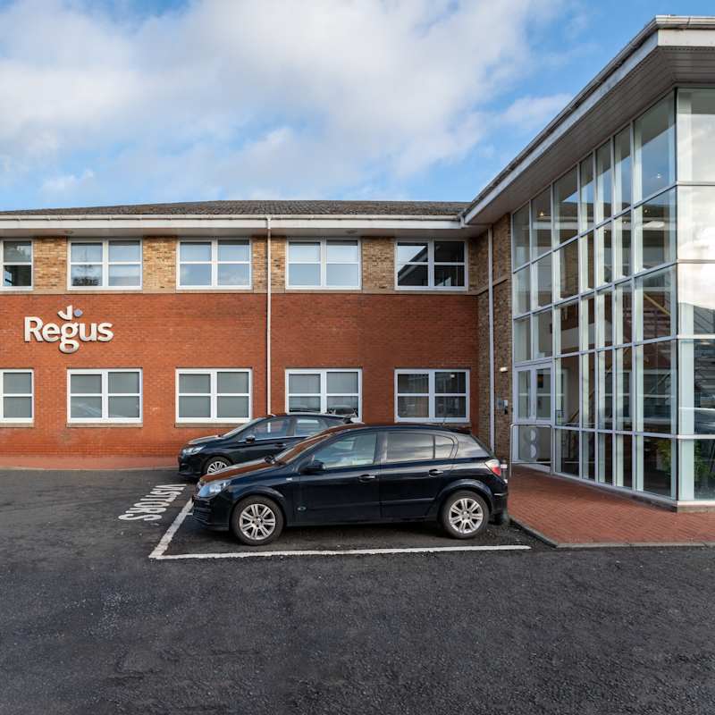8 Deer Park,Fairways Business Park