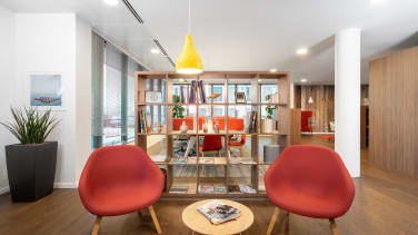 Coworking spaces and shared offices in Paris 8 (75008)