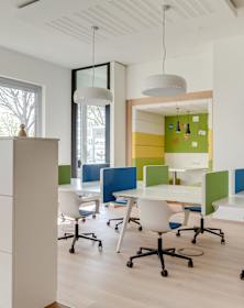 /CentreImagery/Fallbacks/P1_Marketing_Selects/Regus_OberhausenCentro_Oberhausen_Germany_CoWorkingArea_1.jpg