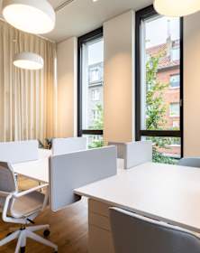 /CentreImagery/Fallbacks/P1_Marketing_Selects/Spaces_Andreas_Quartier_4606_Dusseldorf_Germany_Coworking_Area_4.jpg