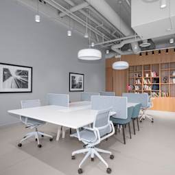 /CentreImagery/Fallbacks/P1_Marketing_Selects/Spaces_5129_Gladstone_Toronto_Coworking_-_Gladstone.jpg