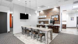 800 West El Camino Real