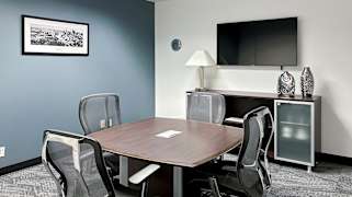 Keystone at the Crossing