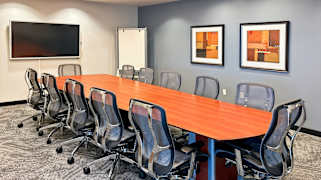 9800 Mount Pyramid Court