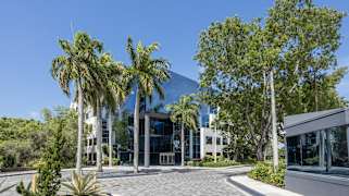 20801 Biscayne Boulevard