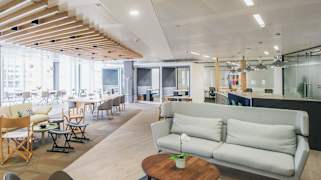 London Bridge The News Building