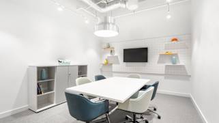 77 Sir John Rogerson's Quay