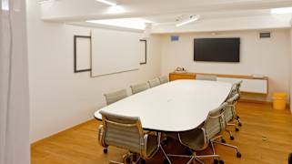 Agiou Konstantinou 59