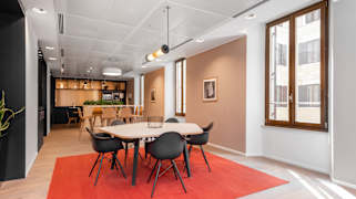 Piazza San Silvestro 8