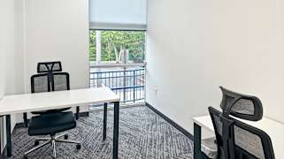 3300 Gateway Centre Blvd