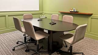 Spaces Downtown 5th Ave