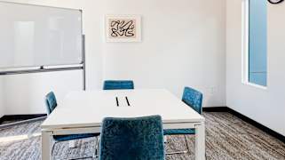 208 W Hampton Avenue