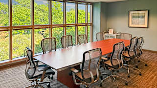 Sugarloaf Corporate Center