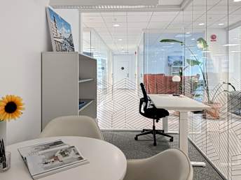 Spaces Office Space Day Pass 3 Image Component Compact Office Day Pass