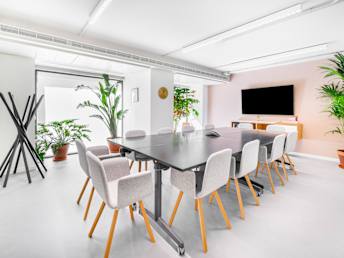 Spaces Meeting Rooms 3 Image Component Group Meeting Hub