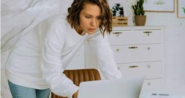 Discover What's Near 1