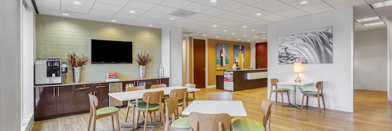 2475 Northwinds Parkway