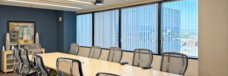 CA, El Segundo LAX - Continental Grand