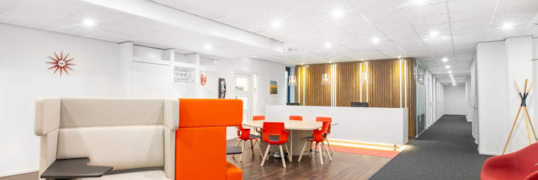 Laan Van Westroijen 6