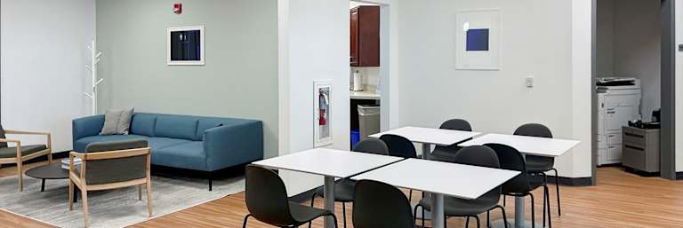 1690 Sumneytown Pike