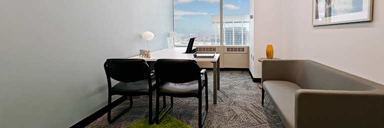 Mississauga Executive Centre 4