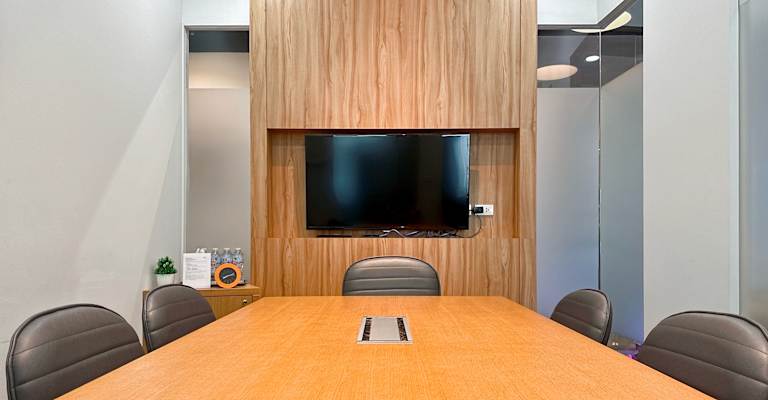 SJ Infinite One Tower