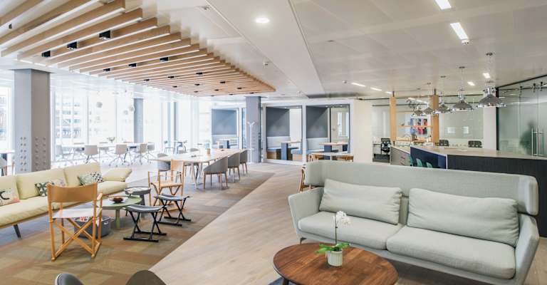 London Bridge The News Building