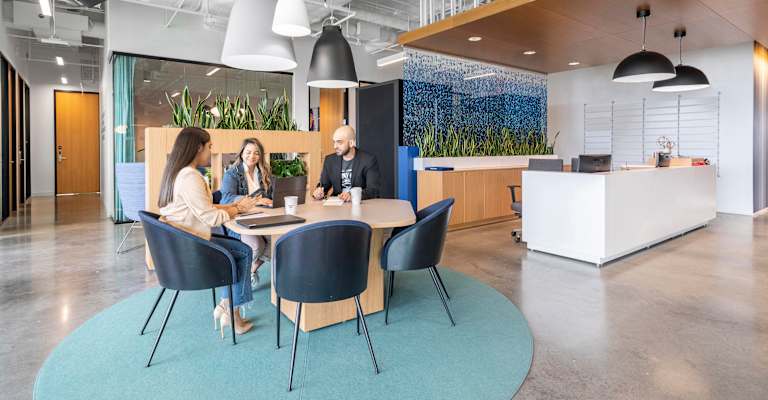 2925 Richmond Avenue