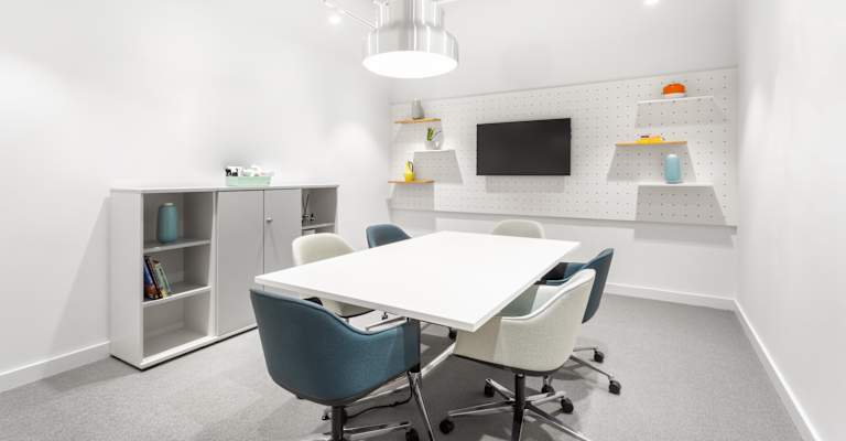 77 Sir John Rogerson's Quay