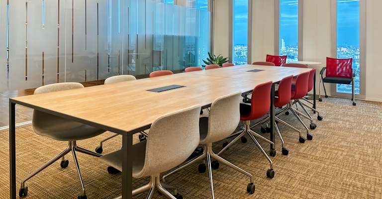 Bhiraj Tower at Bitec