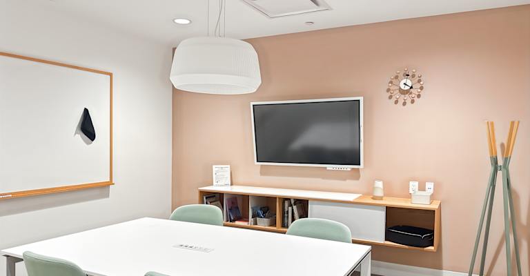 3350 Virginia Street