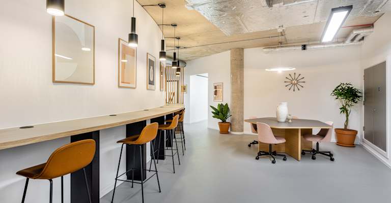 City North West Place