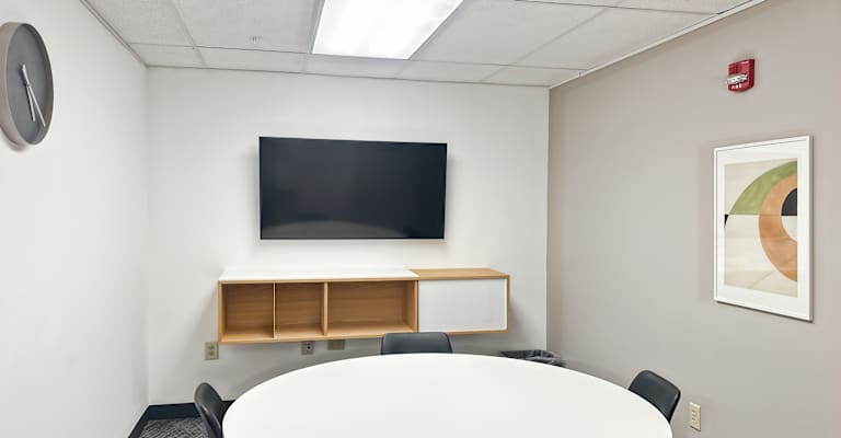 8200 Beckett Park Dr