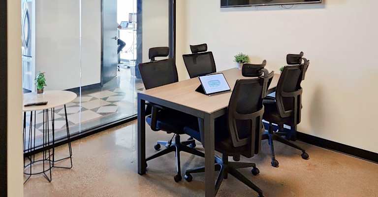 1200 North Ashland Avenue