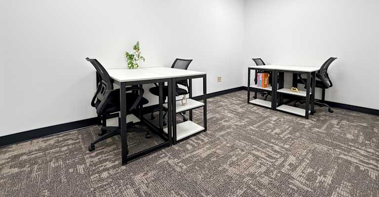 333 W Commercial Street