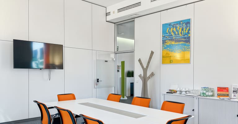 Unterfoehring Park Village