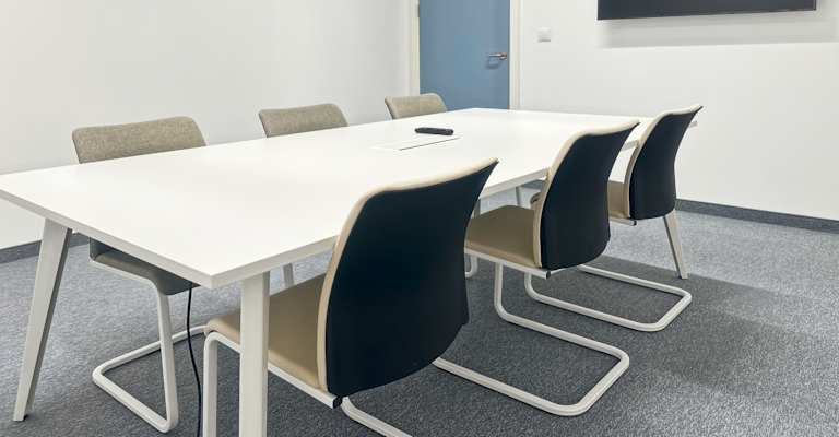 Bulevar Svetog cara Konstantina Rd 80-86