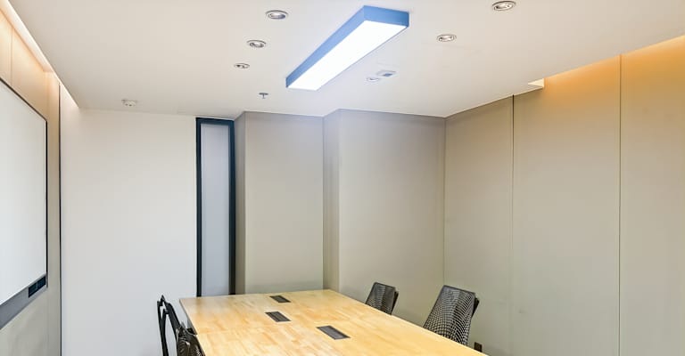 Strait International Building