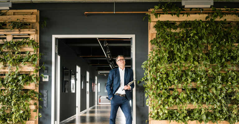 5 research-backed ways hybrid supports your business's sustainability goals