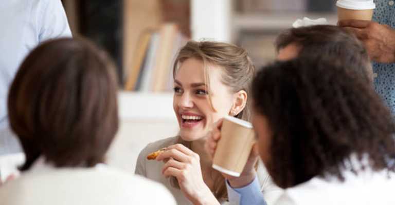 Why Small Businesses and Startups Use Shared Office Spaces?