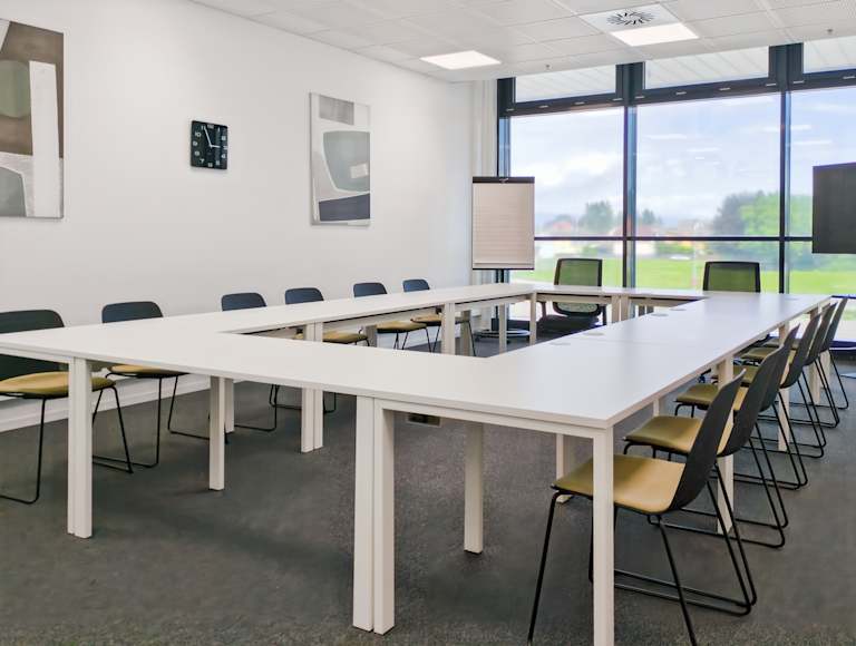Regus Meeting Rooms Flexible Layouts For Every Purpose