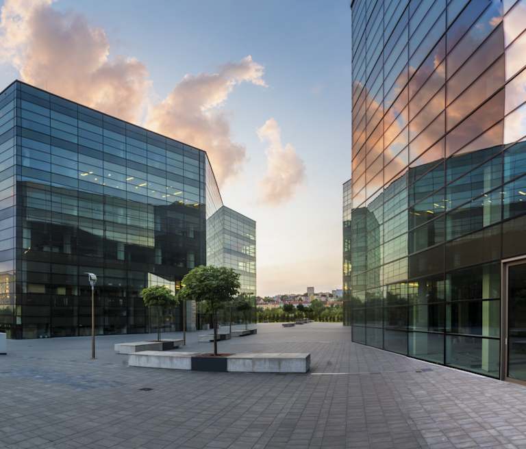 Regus Office Space Serviced Offices For Any Sized Businesses