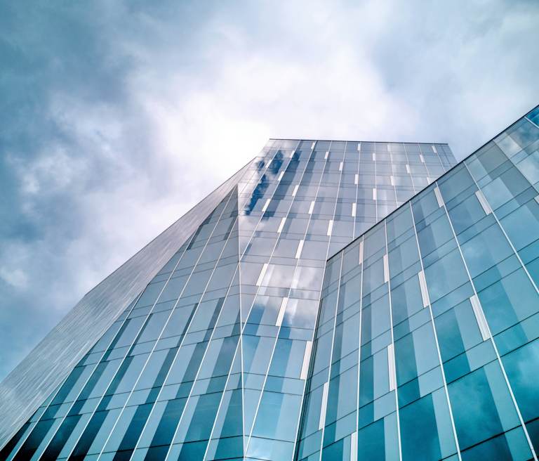 Regus Day Workspace Access Rent An Office For The Day Without The Commitment