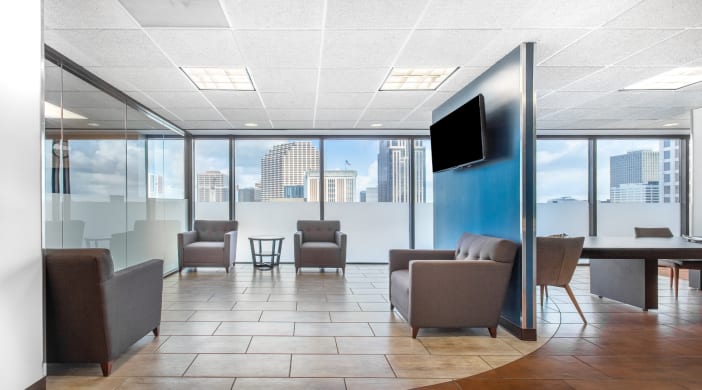 Serviced Office Space at 650 Poydras Street | Regus