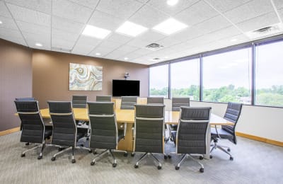 7633 E. 63rd Place, Suite 300, 74133