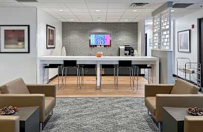 10475 Crosspoint Blvd., Suite 250, 46256