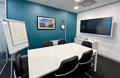 Robert Robinson Ave, Oxford, OX4 4GP